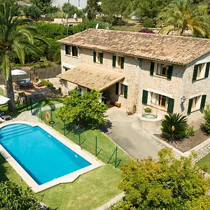 https://sa-finqueta-luxury-elegant-mansion-with-breathtaking.balearic-islands.net